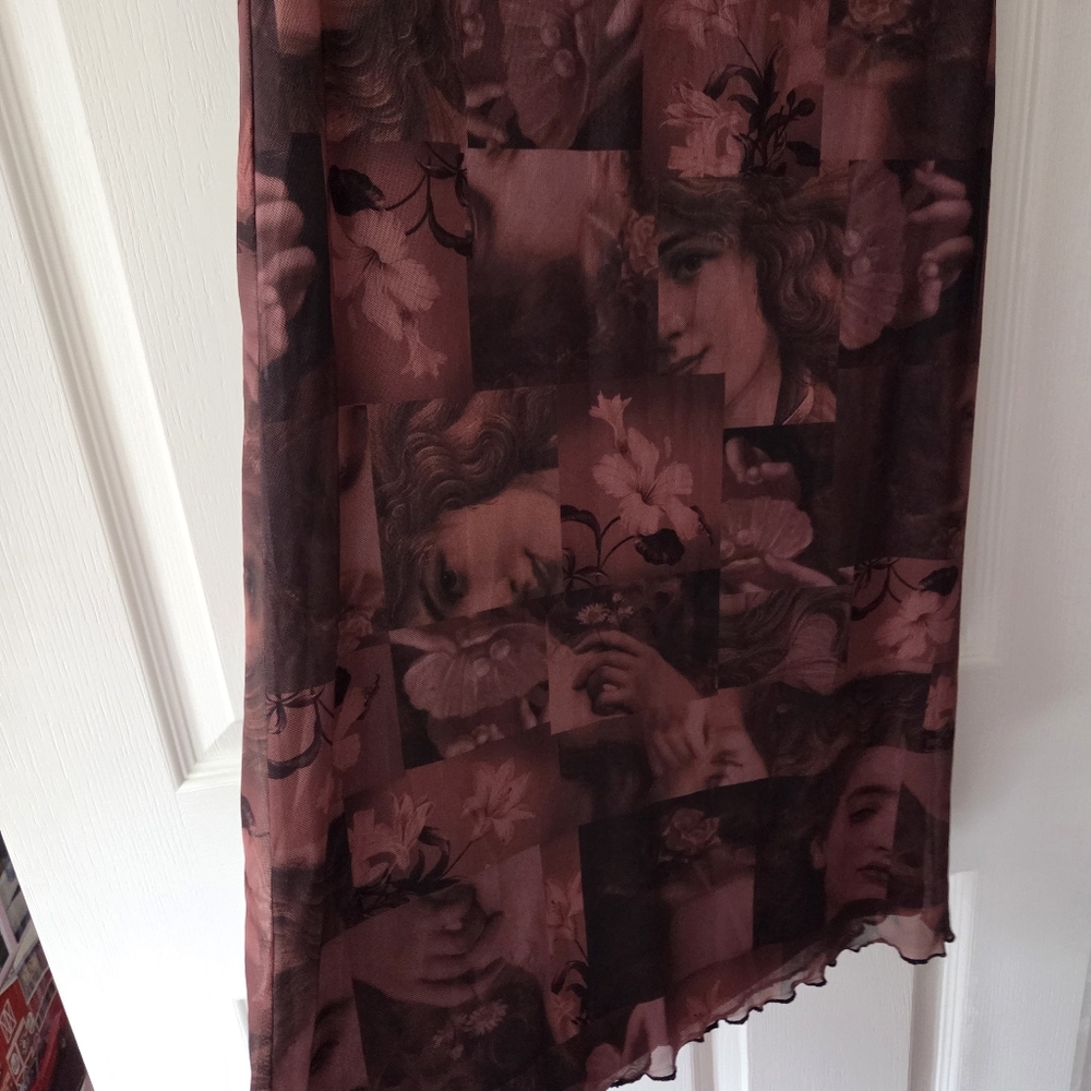Esoteric Mesh Overlay Midi Skirt - Picture 5 of 7